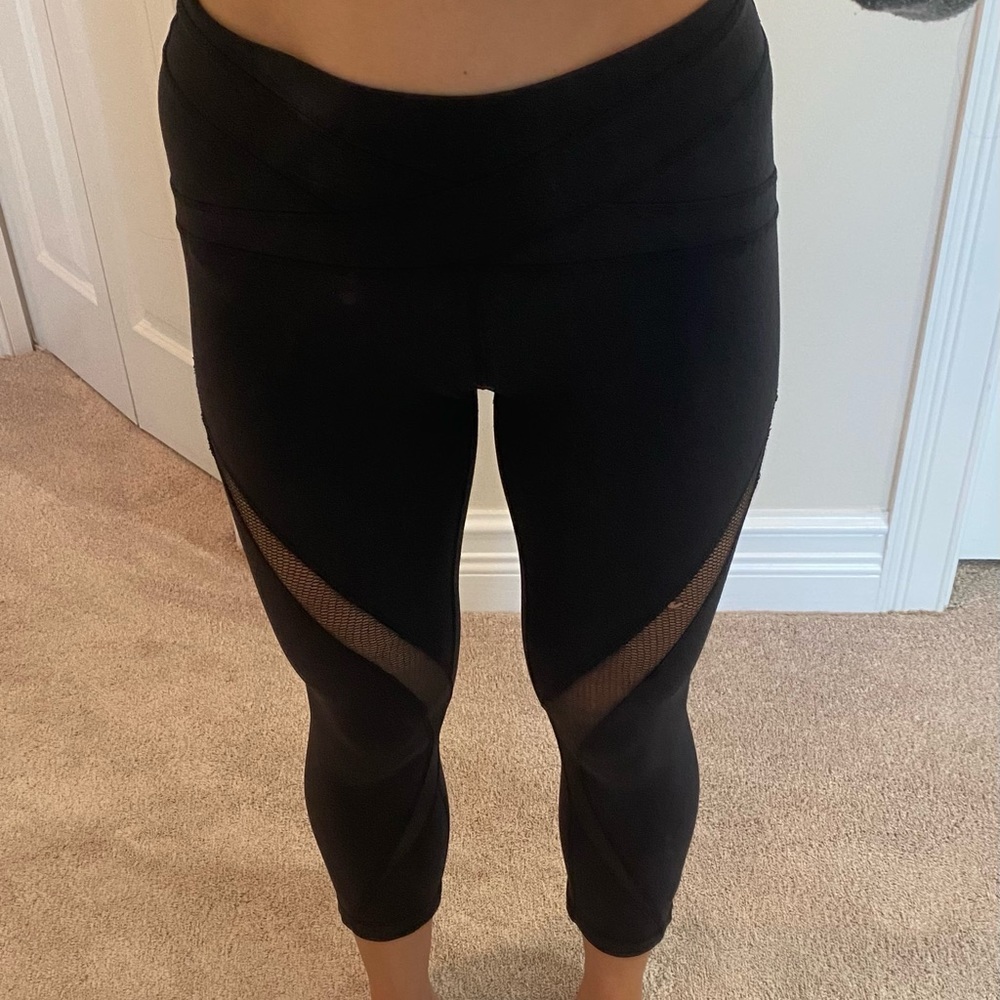 Lululemon cropped mesh pants
